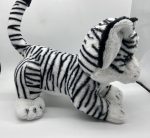 Genuine pet friend plush toy curious plush pet tiger toy girl - Imagen 2